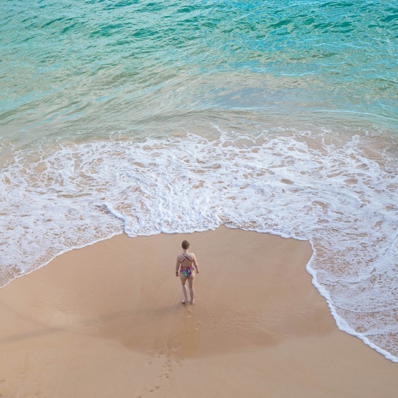 Meet your Posher, Angelica - Picture 2 of 5